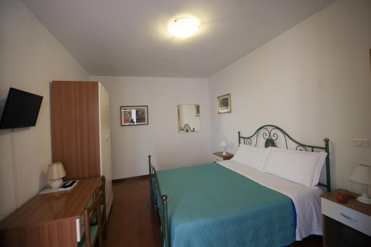 Hotel Athena Spoleto Exterior photo