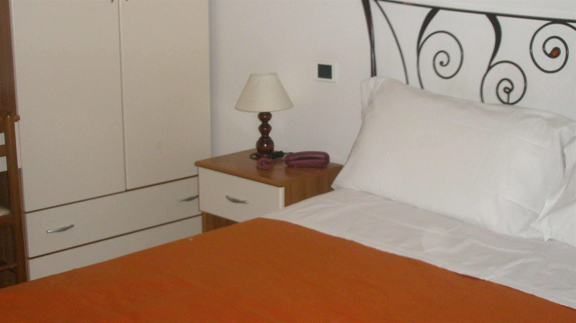 Hotel Athena Spoleto Exterior photo