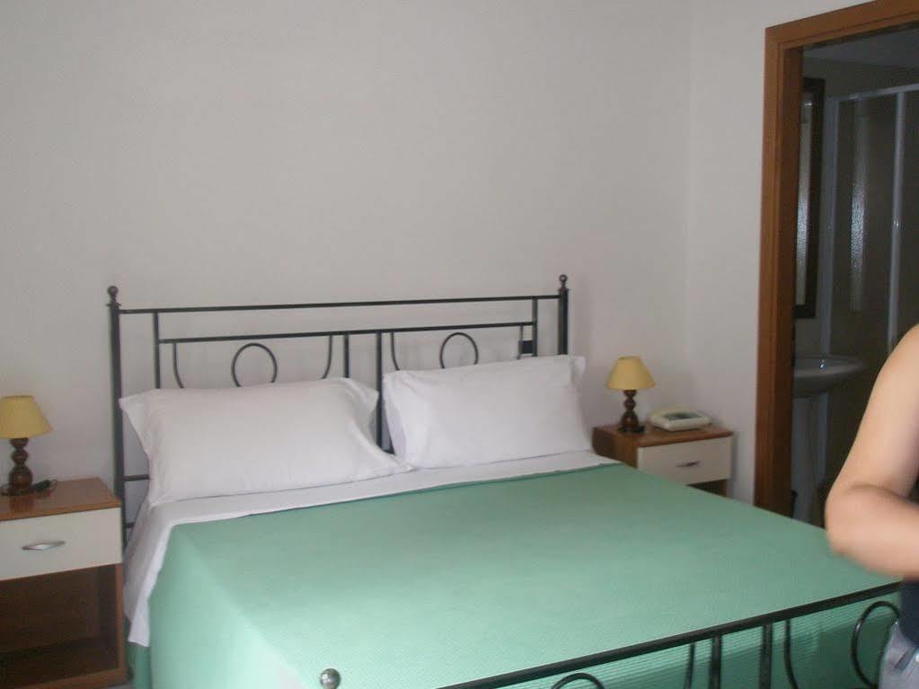 Hotel Athena Spoleto Exterior photo